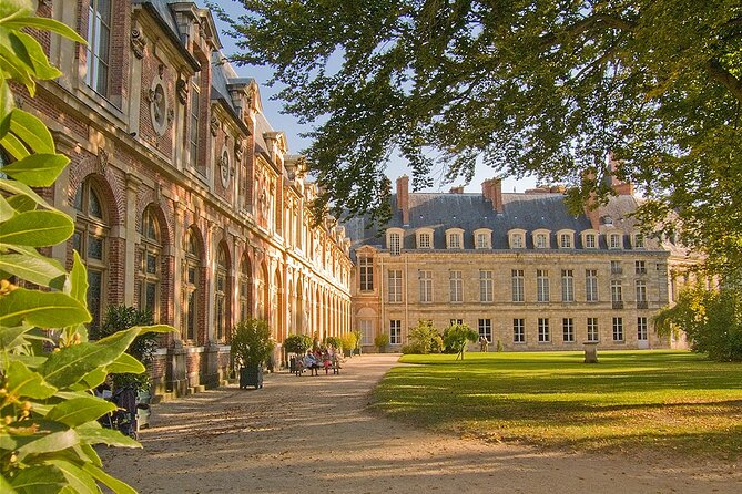 Day Trip to Fontainebleau : Horse Riding, Gastronomy and Castle - Horse riding in Fontainebleau: what makes this forest special