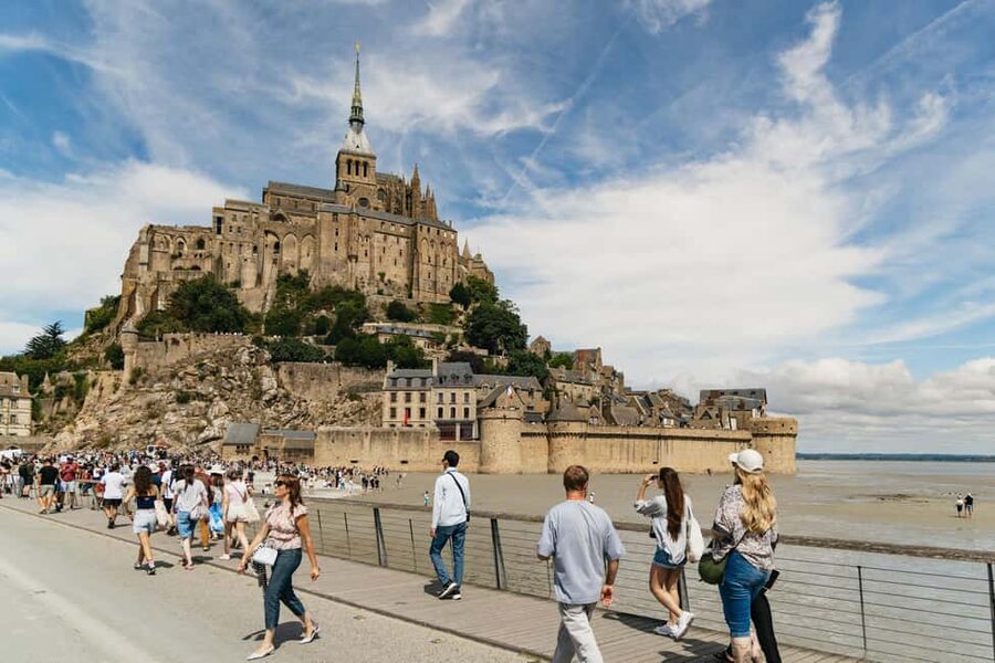 Day Trip to Mont-Saint-Michel from Paris - Mont-Saint-Michel Village Time: Wander Like You Mean It