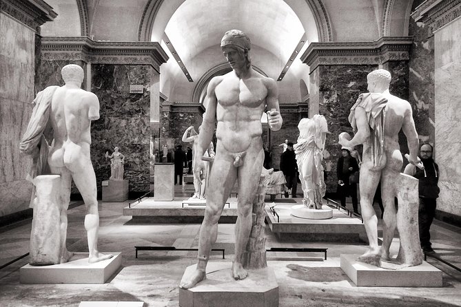 Desire on Display: The Homoerotic Louvre Tour (Max 6 people) - Finding the meeting point: start at the Louis XIV horse