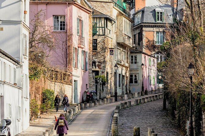Devour Paris Food Tour : Montmartre Like a Local - Stop 7: L’Été en Pente Douce for quiche lunch