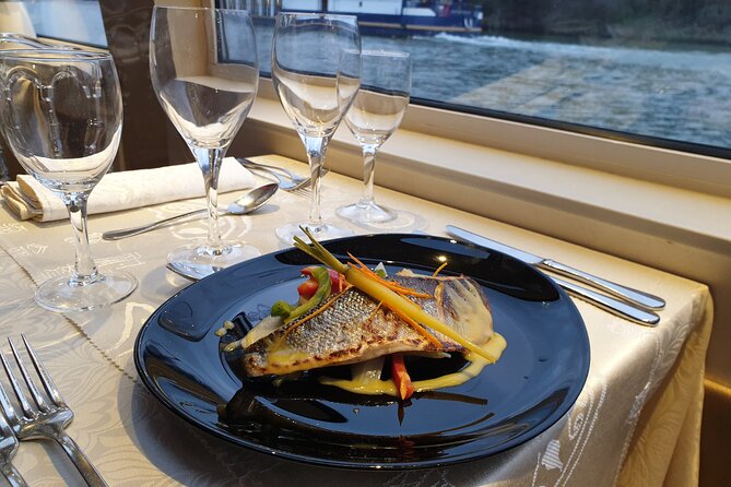 Dinner Cruise Prestige Check-out from the Eiffel Tower - Wine Pairings, Drinks, and the Water Reality