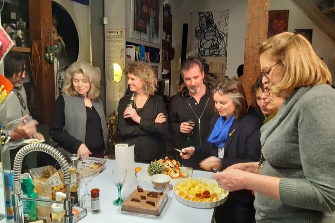 Dinner in a Bohemian Artist Apartment in Central Paris - Key things to notice before you go