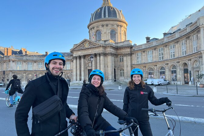 Discover Iconic Paris: Private Bike Tour of the City Center - Île de la Cité to Notre-Dame: flying buttresses from a smart angle