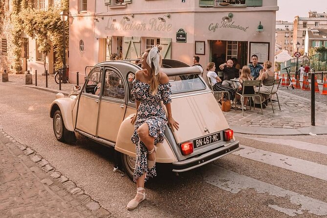 Discover Paris in Style Aboard a Classic French Vintage Car! - Why a vintage French car is such a smart way to start