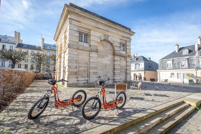 Discover Versailles on electric 2-wheelers (Yes to PRM) - Place d’Armes to the Parc du Château: The Fast Way to Get Oriented