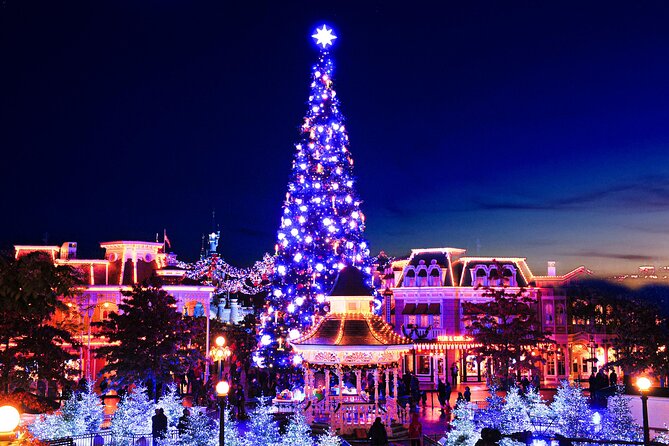 Disneyland® Paris Parks Admission Tickets - The Disneyland Paris app: your best tool for pacing and restaurant plans