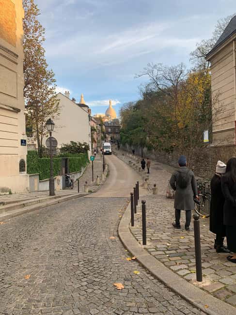 Eat, play & Love - Montmartre Walking Tour- Kids friendly - - Key things to look forward to