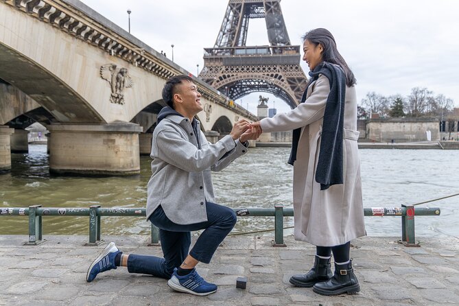 Eiffel and La Seine Photo Shoot - Paris Photographer - Stop 2: The avenue viewpoint that keeps shots clean