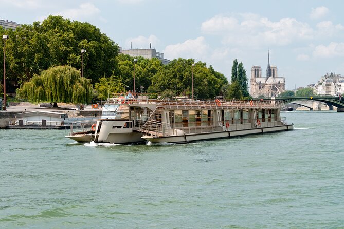 Eiffel Tower Access to 2nd Floor with Summit Option, Seine Cruise - Guide Help vs Free Time: How This Tour Actually Feels