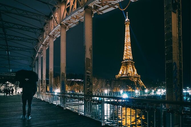 Eiffel Tower Access up to Summit with Guiding Host - The reality check: summit closures and the second-floor outcome