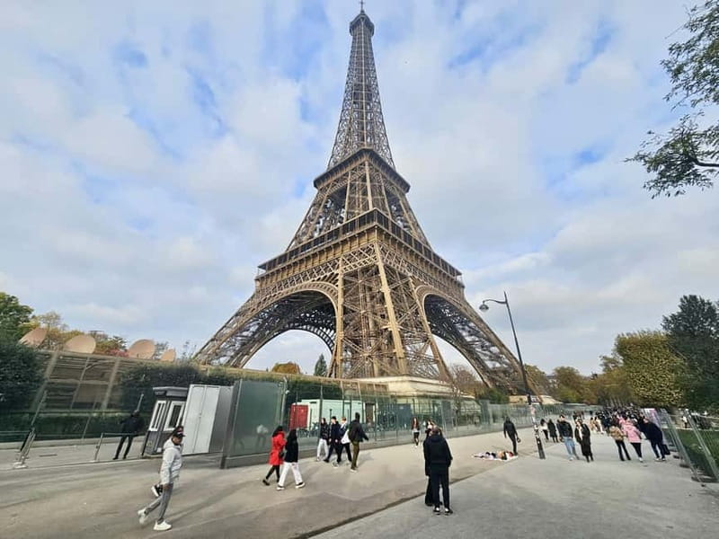 Eiffel Tower Entry: Summit or 2nd Floor with Audioguide - Price and value: is $35 a good deal?