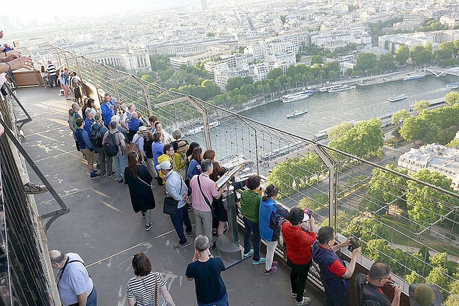 Eiffel Tower Guided Elevator Tour (Top Floor or 2nd Floor Option) - Spotting Paris Landmarks From Above: Arc de Triomphe, Louvre, Montmartre