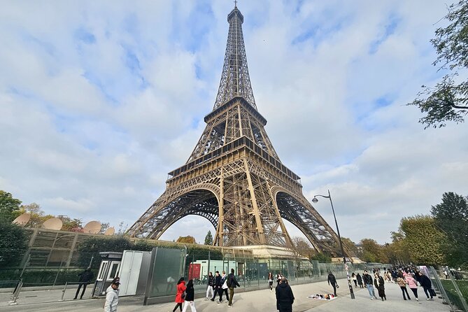 Eiffel Tower Guided Tour Access by Elevator 2nd Floor and Summit - Price and Value: Is $71.89 Worth It?