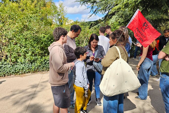 Eiffel Tower Lift Reserved Access Top or 2nd Floor -Max 10guests. - Timing and Crowds: Plan for Lines Even With Reserved Access