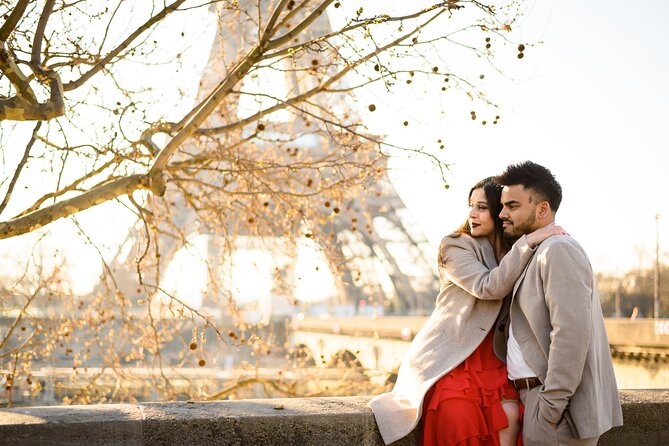 Eiffel Tower Photographer, Professional Photo shoot - Paris - Price and what you’re really getting for about $207