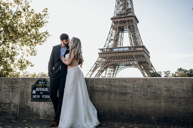 Eiffel Tower Private Photoshoot With a Professional Photographer - Why the Trocadéro Meeting Point Matters for Eiffel Tower Photos
