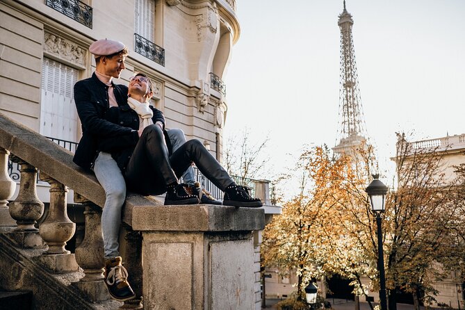 Eiffel Tower Private Photoshoot With a Professional Photographer - What’s Included: 20 Edited Photos, Online Gallery, and Print Store