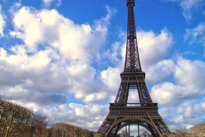 Eiffel Tower Small-Group Access to 2nd Floor by Elevator - How the Time Feels: 2 Hours on Paper, Flexible in Real Life