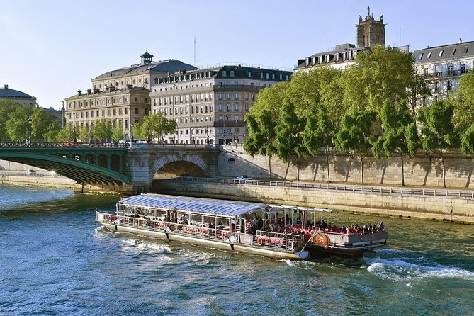 Eiffel Tower Summit Entry with Big Bus and Seine River Cruise - The “3-in-1” value: how this bundle saves real time