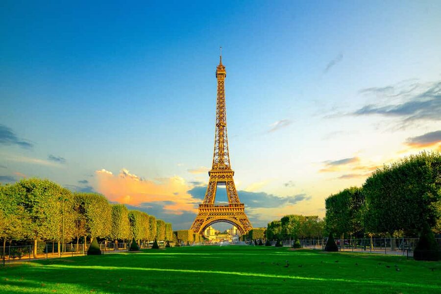 Eiffel Tower Summit or 2nd Floor Access - Meeting Point and the First 10 Minutes That Make or Break It