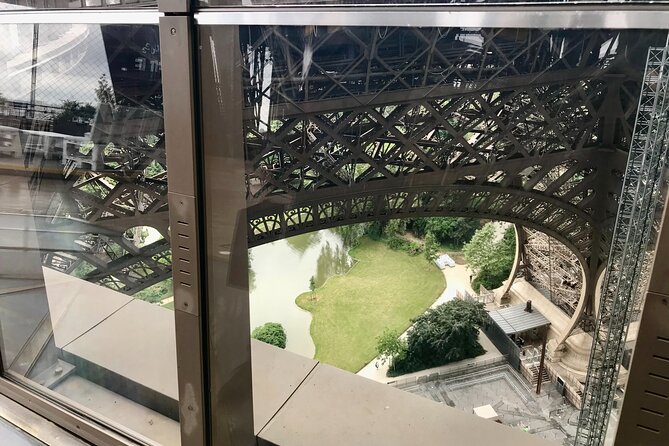 Eiffel Tower Summit Semi-Private Guided Tour - Price and Value: Is $166.22 a Good Deal?