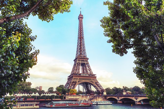 Eiffel Tower Tour by Lift and Seine Cruise - Summit time: free, flexible, and worth planning for