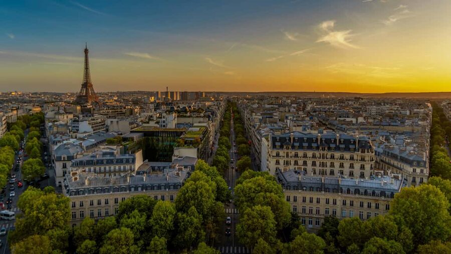 Eiffel Tower with Summit and 2nd Floor Access Guided Tour - Stop 2: Second Floor Guided Access and Views at Your Pace