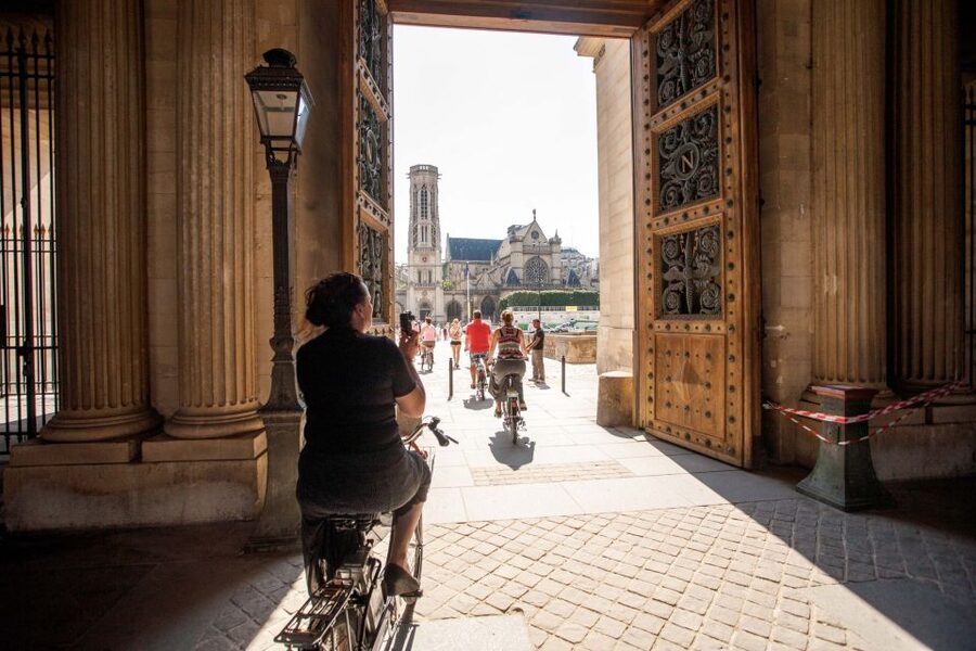 Electric Bike Tour of Paris’ Hidden Gems - Pacing and group size: why 4 hours feels like the sweet spot