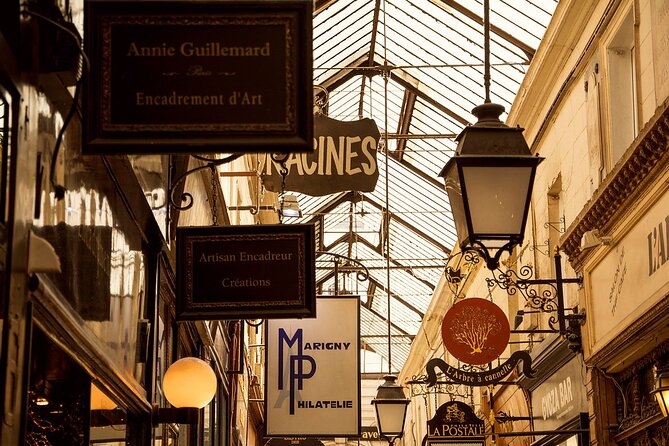 Escape Game in the Covered Passages in Paris - Rainy-day Paris, with a weather reality check
