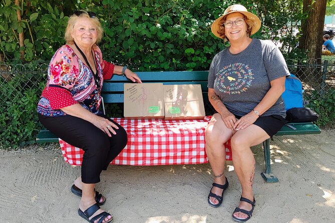 Exclusive Gourmet Picnic Experience at the Eiffel Tower - The host’s job: how the picnic gets personalized for real people