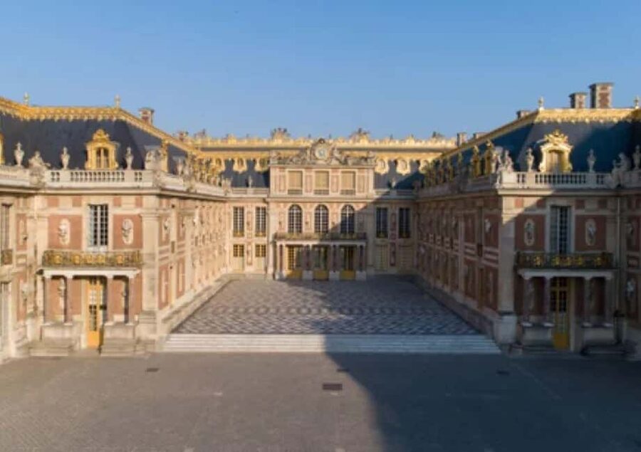 Excursion from Paris to Versailles Palace by Tootbus - Palace of Versailles self-guided for 4 hours: how to make it count
