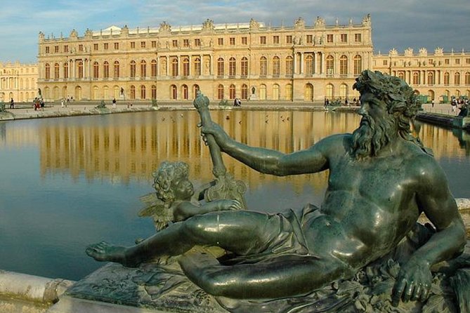 Excursion to Versailles by train with entrance to the Palace and Gardens - Meeting Spot and Start Time: How to Avoid Losing Garden Minutes