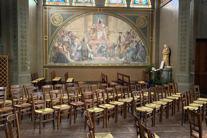 Explore Montmartre and Sacre Coeur with the best guides in Paris - Stop 5: Le Moulin de la Galette—Windmill, Paintings, and Energy