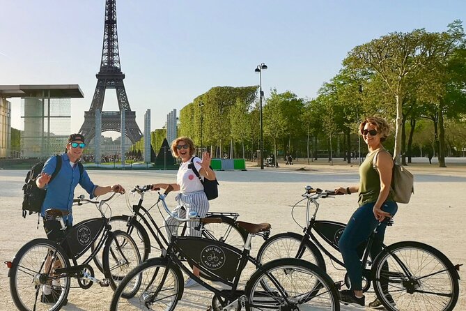Explore Paris Highlights by Bike - Stop 4 and 5: Pont Alexandre III and the Grand Palais