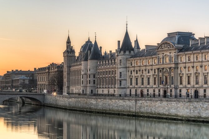 Family escape Game with kids and teens on the Île de la Cité - The 2-hour format: a real family time block