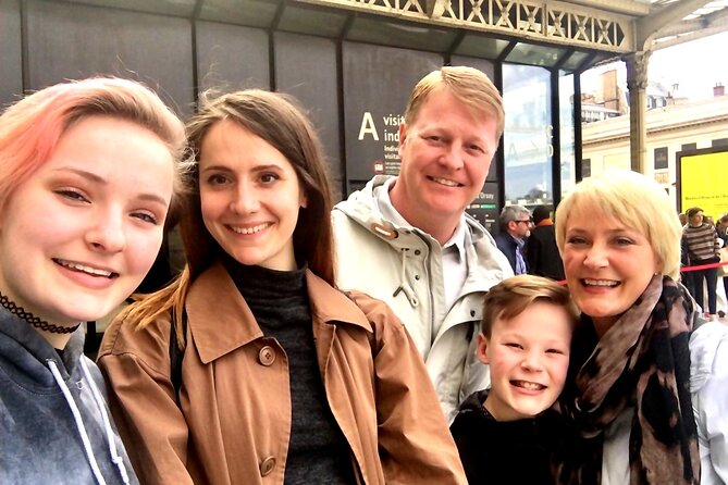 Family Friendly Musee d Orsay Private Guided Museum Tour - Private guide value: what you really get for $352.60 per person