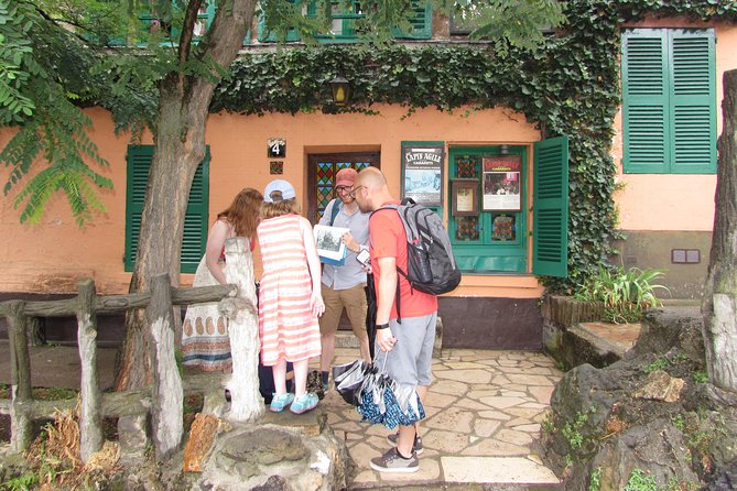 Family Treasure Hunt in Montmartre - Why this Montmartre treasure hunt works for families