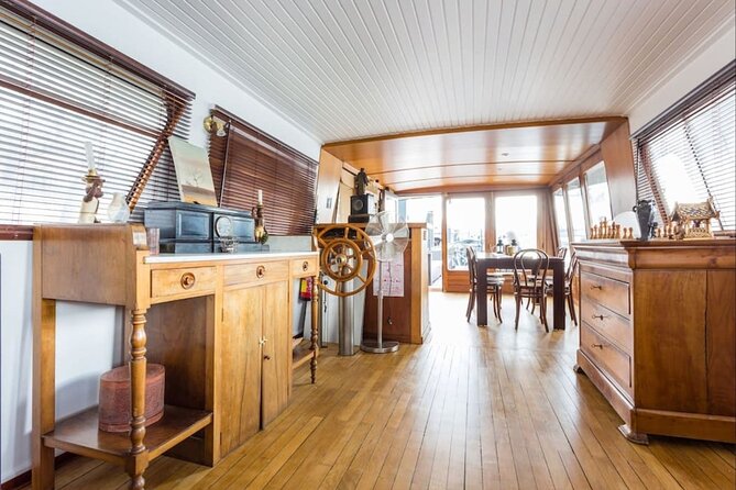 Fashion Design Workshop & Brunch on a Seine River Boat in Paris - A private family boat on the Seine: why the setting matters