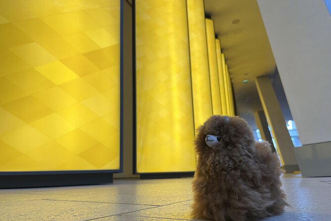 Fondation Louis Vuitton: Ticket Entry & Private Tour - Price and value: what $279.23 per person buys you
