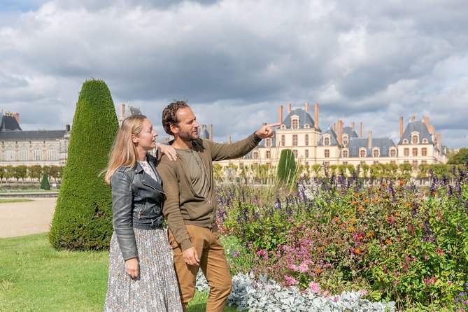 Fontainebleau and Vaux le Vicomte Chateaux Day Trip from Paris - Château de Fontainebleau: how it feels different from Versailles