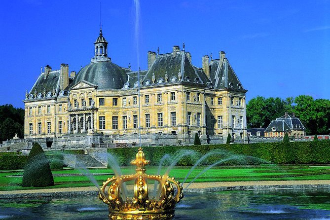 Fontainebleau and Vaux le Vicomte Chateaux Day Trip from Paris - What’s included (and what’s not) matters for value