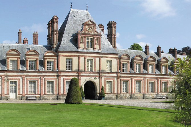 Fontainebleau Private Guided Tour: Half-Day Trip from Paris - The Timing Reality: Two Hours Inside Can Feel Tight