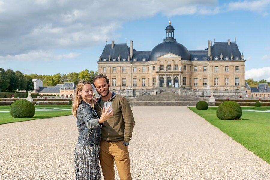 Fontainebleau & Vaux-le-Vicomte Châteaux Day Tour from Paris - Key Things to Know Before You Go