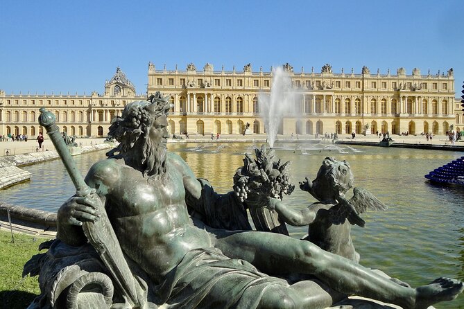 Fontainebleau, Versailles, Trianon Small group from Paris - Getting out of Paris without wasting your day