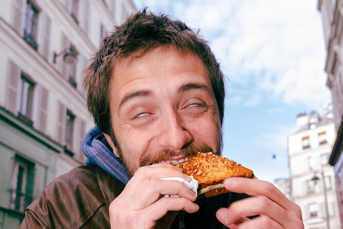 Food, wine & tragedies - The tour of Montmartre - The guide factor: why Loïc’s style keeps it fun