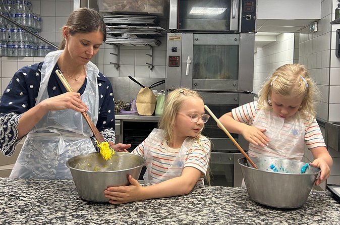 French Baking Class in a Local Montmartre Bakery - Who Should Book This Class in Montmartre?