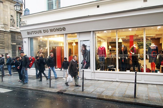 French Fashion, Fragrance and Fun in the Marais - Perfume Specialist Time: How to Test Scents Without Guessing