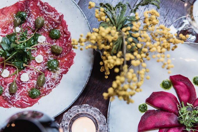 French Gourmet Cuisine: Dinner and Wine Pairing - The Champagne Course: Why the First Sip Matters