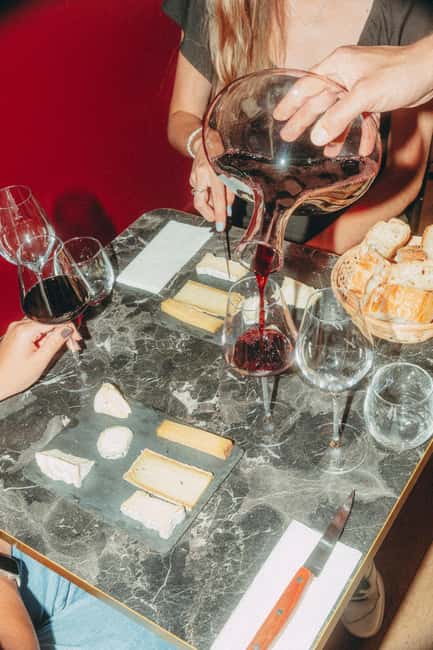 French wine & Champagne & cheese tasting - back on GYG! - Secret Wine Door: A Cozy Paris Base for Real Wine Pairing