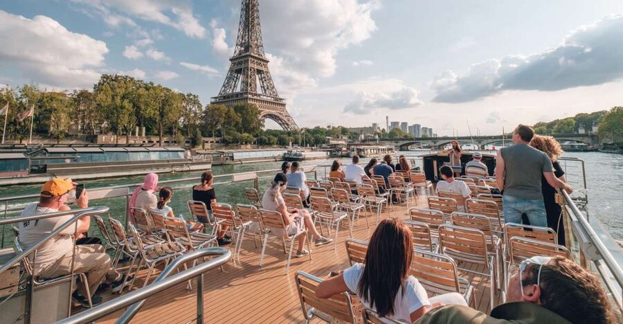 From Disneyland Paris: Paris Day Trip and Sightseeing Cruise - The Seine cruise: top landmarks, clear stories, and zero navigation stress
